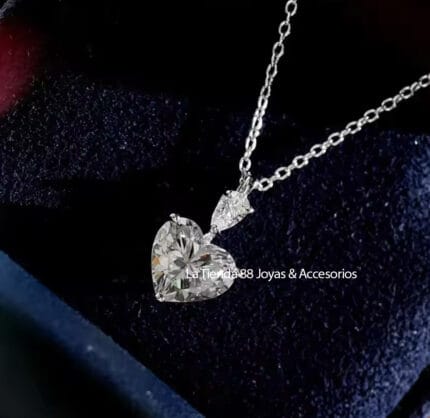 Collar Mujer Corazón Amor Eterno Bañado en Oro de 18k.