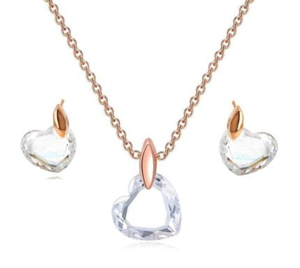 Set Collar y Arete Mujer Corazón de Cristal Bañado en Oro de 18k.