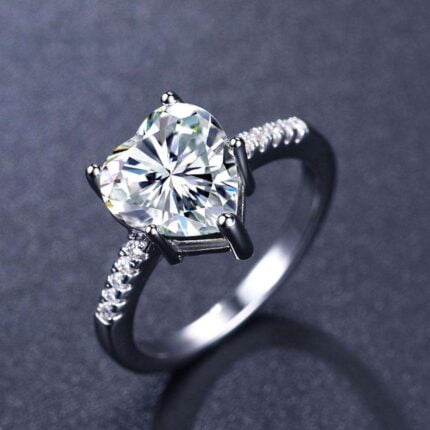Anillo De Compromiso Mujer Corazon de Amor Bañado en Oro De 18k.