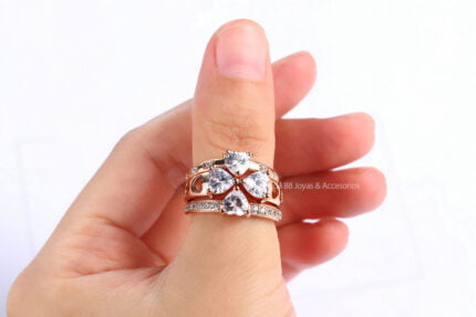 Anillo Deluxe Mujer Trebol Bañado en Oro de 18k.