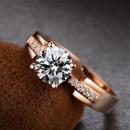 Anillo De Compromiso Mujer Djamila Bañado en Oro de 18k.