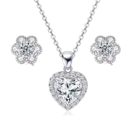 Set Collar y Aretes Mujer Corazón Mio - Blanco